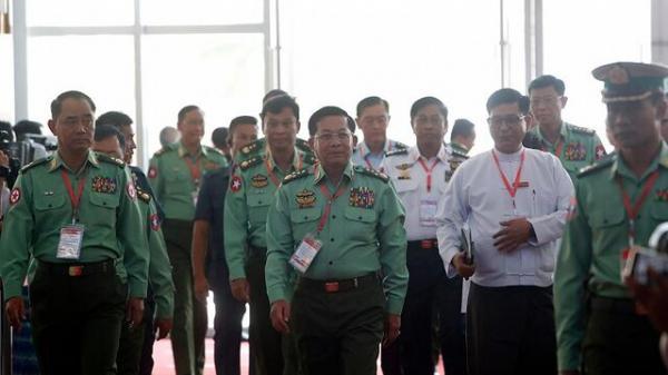ارتش میانمار به دولت: اختلافات انتخاباتی حل و فصل نشود مداخله می کنیم