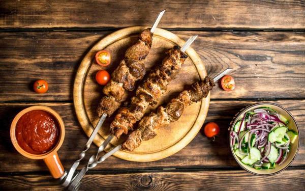 طرز تهیه شیشلیک چگونه است؟